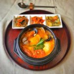 辛い物を食べた時に口の中に広がるヒリヒリを和らげる方法
