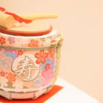 結婚式での鏡開きで日本酒が飲めない人への配慮はどうすればいい？