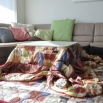 こたつが臭い…ニオイを取る方法はある？原因は何？